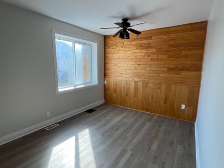 For Lease - 665 ST ISIDORE Street Unit# C, Casselman, Ontario - Photo 2