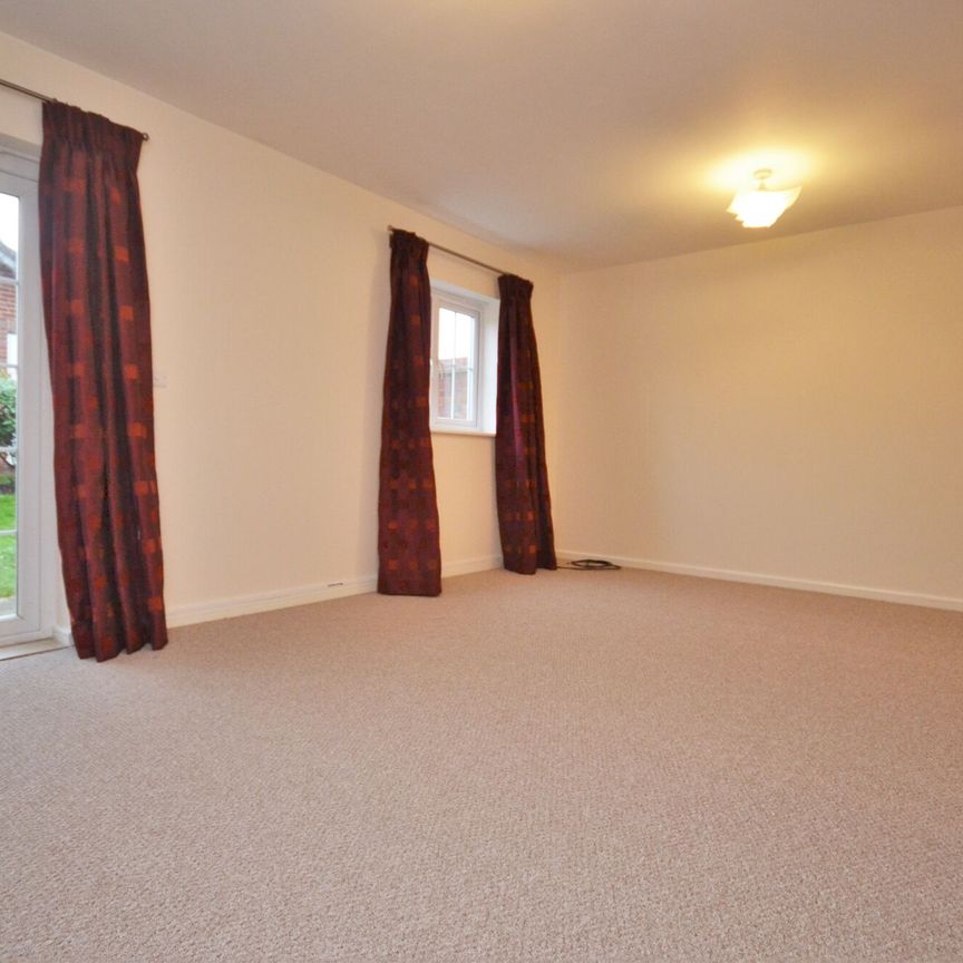 Crabtrees, CB11, Saffron Walden - Photo 1