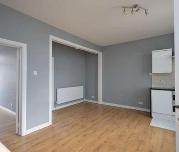 B London Road, Westcliff-on-sea, SS0 - Photo 1
