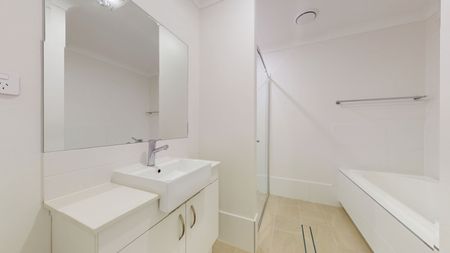 Newly Built Duplex In A Gated Community - Photo 3