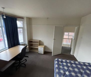 4 bedroom house to rent - Photo 5