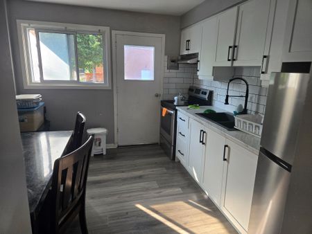 For Lease - 30 Drew Street Unit# 3, Guelph, Ontario - Photo 3