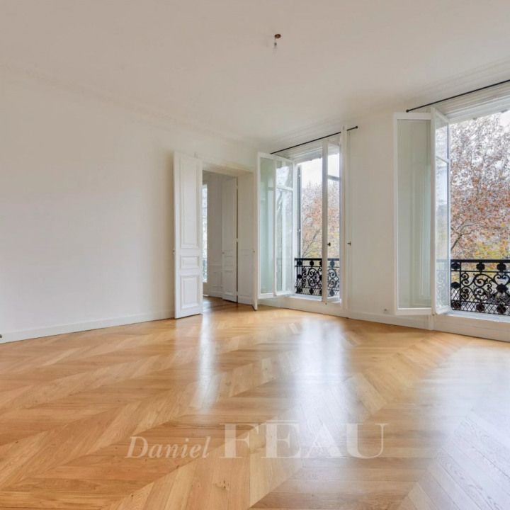 Appartement • Pereire-Malesherbes - Photo 1
