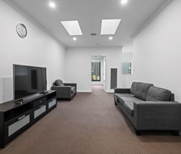 This Townhouse Is So Nice, Even Your Mother-In-Law Will Approve - Photo 4