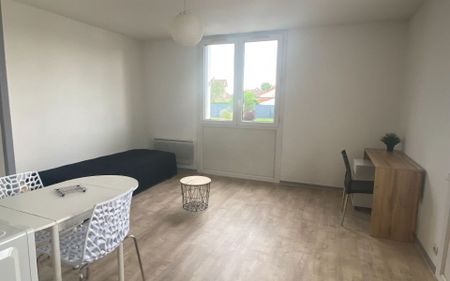 Appartement à louer - Photo 2