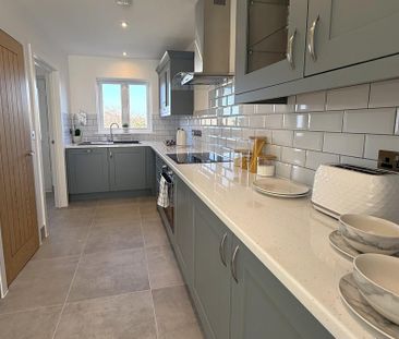 3 bedroom detached house to rent - Photo 2