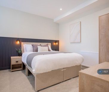 7 bedroom terraced house to rent - Photo 3