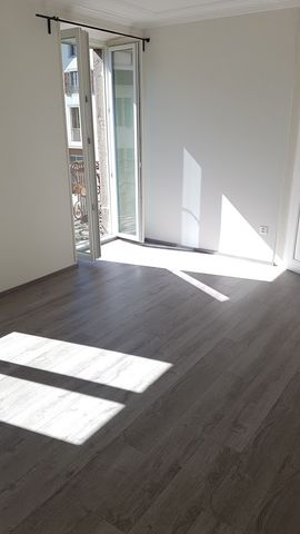 Bel appartement de 3 pièces au 1er étage avec balcon - Photo 3