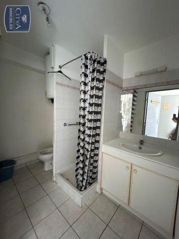 Location Appartement 2 pièces 32m² SETE 34200 - Photo 3