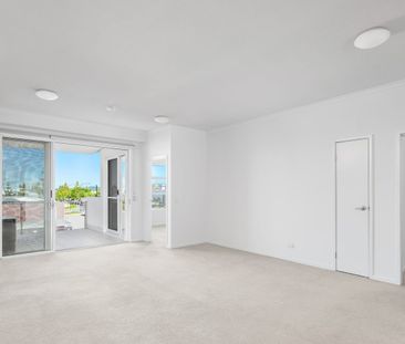 04/59 Endeavour Boulevard, North Lakes, Qld 4509 - Photo 4