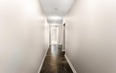 For Lease - 33 Bay Street Unit# 1104, Toronto, Ontario - Photo 2