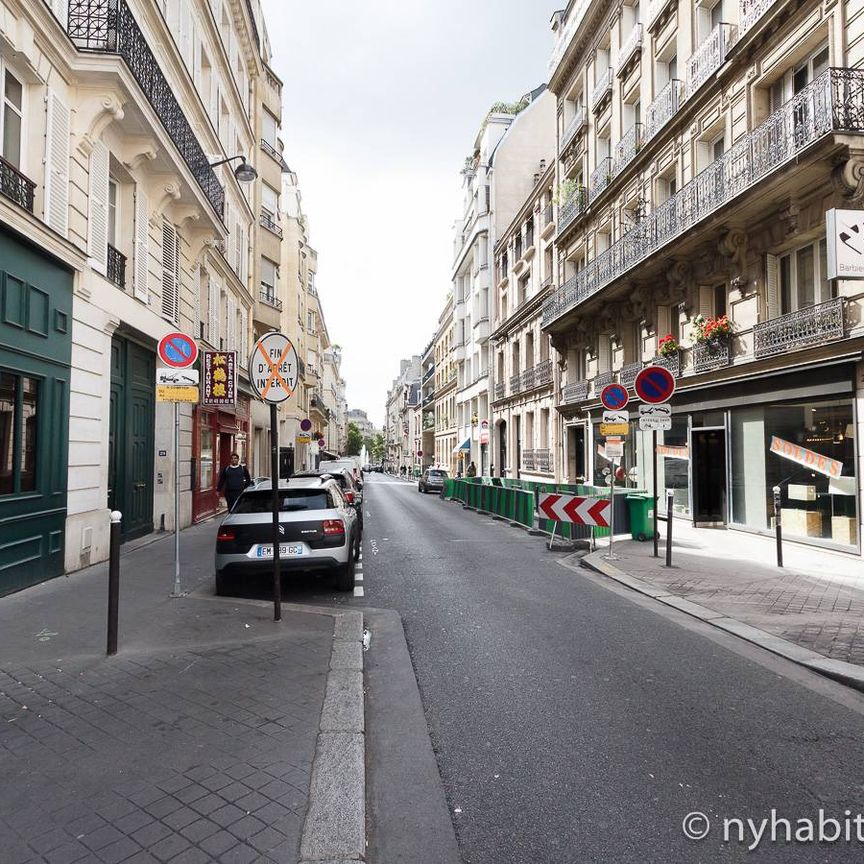 Logement à Paris, Location meublée - Photo 1