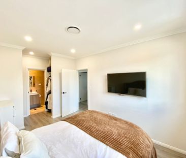 Near New 3 Bedroom Home! - Photo 4