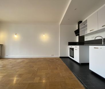 Location Appartement 2 pièces 41m² ANNECY 74000 - Photo 4