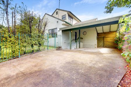 1321 Burke Road, Kew - Photo 4