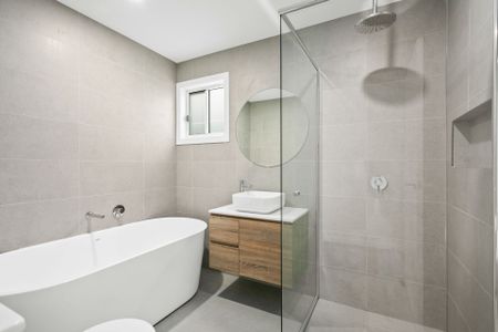 Contemporary home - Photo 4