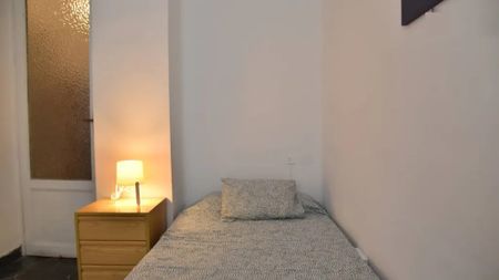 Carrer de Císcar, Valencia, Valencian Community 46005 - Photo 3
