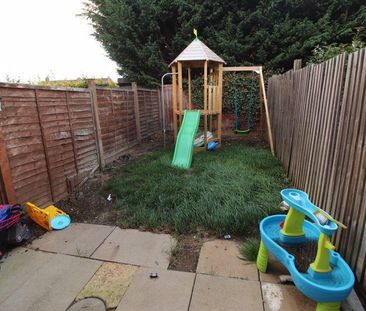 2 bedroom semi-detached house to rent - Photo 2