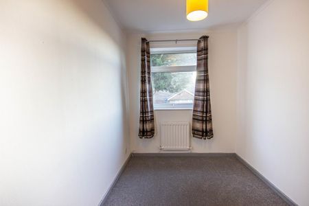 2 bedroom terraced house to rent - Photo 2