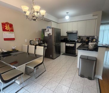 For Lease - 116 Orchard Hill (2nd Floor) Boulevard, Markham, Ontario - Photo 3