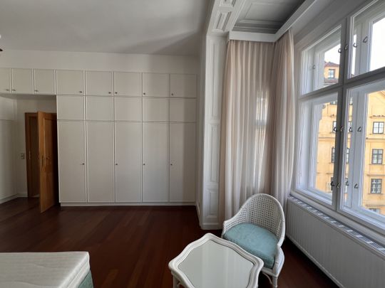 Stilvolles Wohnen mit Ausblick - Foto 1