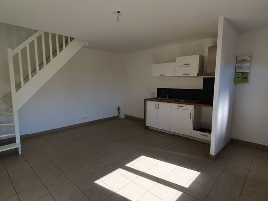 Location Appartement 2 pièces 31m² MAING 59233 - Photo 1