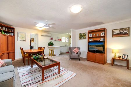 Modern Home in a Sought-After Location - Photo 2