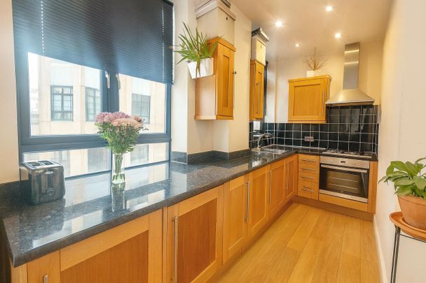 Bradley House, St. Stephens Avenue, City Centre, BS1 - Photo 1