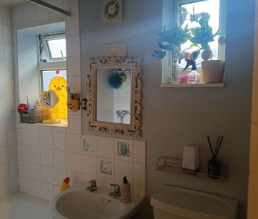 Room in a Shared House, Hazel Road, NW10 - Photo 2