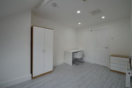 Flat to rent - Photo 3