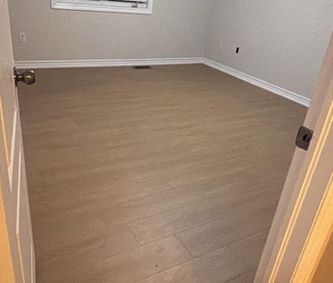 For Lease - 8 Daden Oaks Drive, Brampton, Ontario - Photo 5