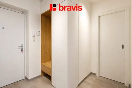 Pronájem bytu 2+kk, Brno - Sadová, ul. Ondřeje Sekory, novostavba, terasa, sklep, garážové stání - Фото 3