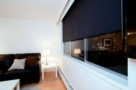 West End, Vancouver - Photo 4