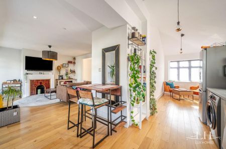 3 bedroom semi-detached house to rent - Photo 3