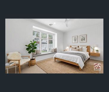 LUXURY FAMILY LIVING! - Photo 5