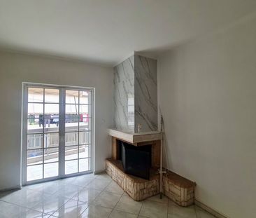 Άνετη Μεζονέτα 120 τ.μ. με 3 Υπνοδωμάτια, Τζάκι και 2 Εισόδους, € 9... - Photo 2