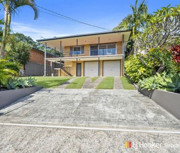 Superb Family Home with Dual Living! - Photo 6