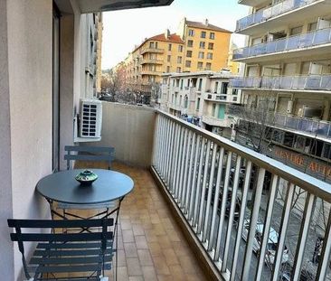 Appartement T1 moderne à Bastia, tout équipé - Photo 1