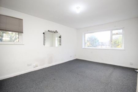 2 bedroom maisonette to rent - Photo 3