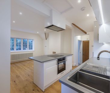 Available unfurnished from 06/10/2025 - Photo 2