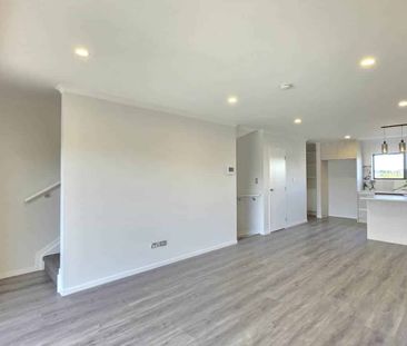 Experience the thrill of a brand-new house - Photo 3