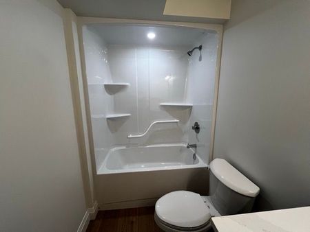 For Lease - 141 Humboldt Parkway Unit# Lower, Port Colborne, Ontario - Photo 3