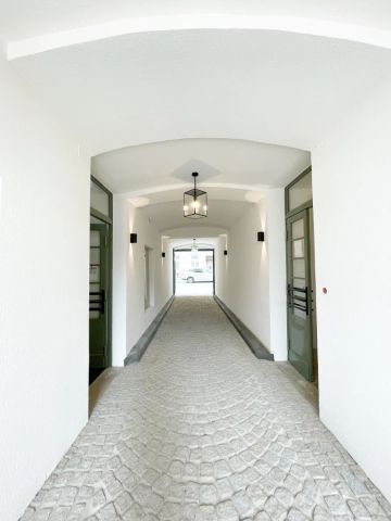 Schön sanierte 2-Zimmer Wohnung mit Balkon in 1040 Wien zu vermieten! - Foto 2