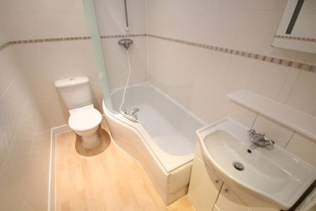 1 bedroom apartment to rent - Photo 5