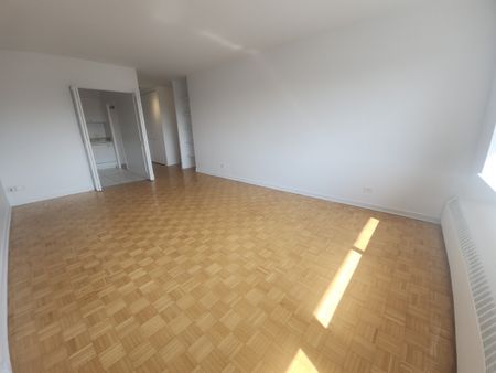 Loft à louer semi-meublé au centre-ville (chauffage inclus) - Photo 3