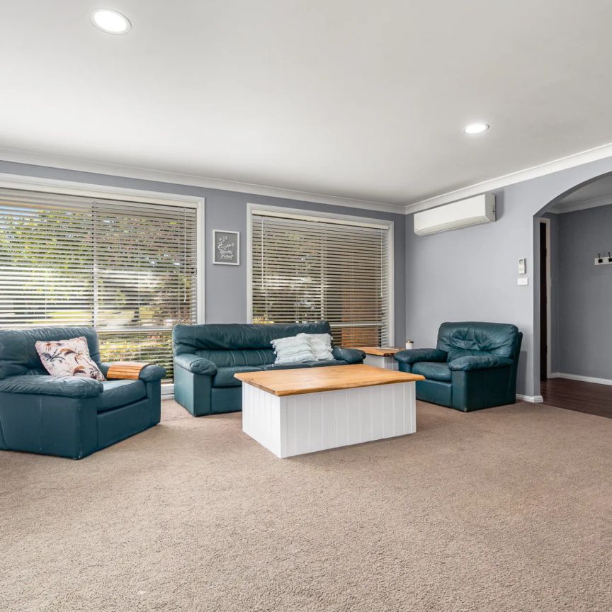 Family-Sized Home Backing Onto Reserve - Bel Air Estate - Photo 1