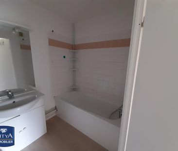 Location Appartement 3 pièces 57m² QUIEVRECHAIN 59920 - Photo 5