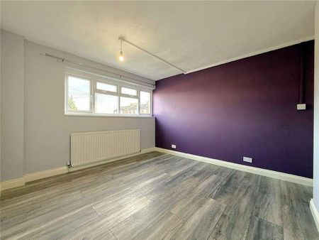 Tasley Close, Bridgnorth, Shropshire, WV16 - Photo 3