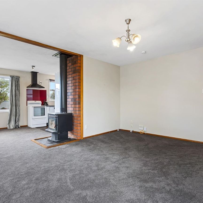 Family Home in Hornby! - Photo 1