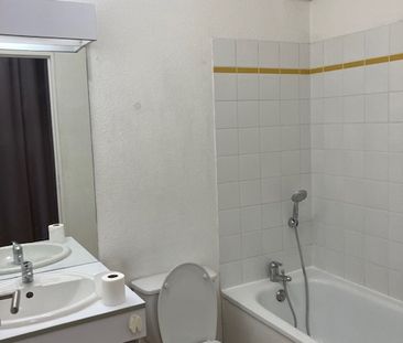 Location Appartement 1 pièce 26m² - Photo 3